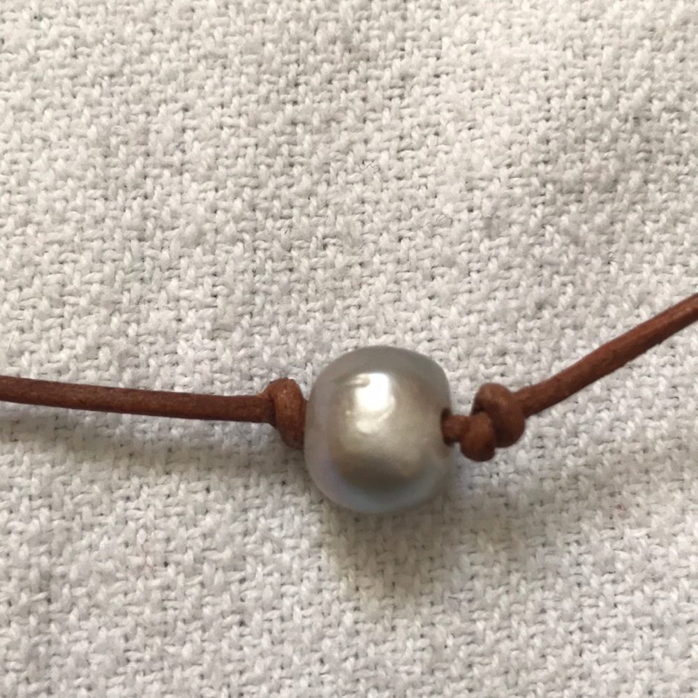 pearl choker